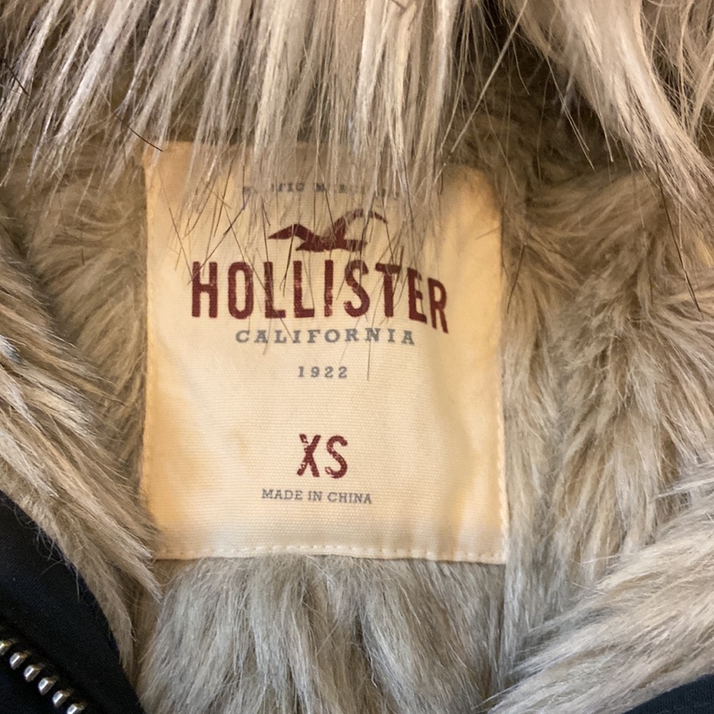 ❤️HOLLISTER FAUX FUR LINED PARKA SIZE XS BLACK ***READ DESCRIPTION*** - Picture 3 of 12